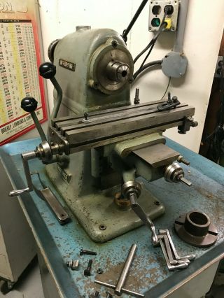 Vintage Hardinge BB4 Toolroom Horozontal Milling Machine 3