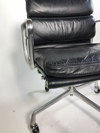 HERMAN MILLER EAMES ALUMINUM GROUP MANAGEMENT CHAIR BLACK LEATHER (2 avail) 2