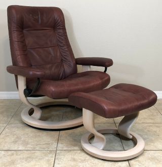 Ekornes Stressless Leather Recliner Chair & Ottoman Large Size Vintage Norway