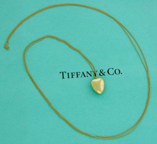 Vintage 1980 Tiffany & Co.  18k 750 Gold Heart Pendant Necklace 34 " Long