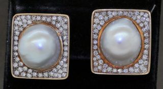 Vintage Heavy 14k Gold 2.  10ctw Diamond & 17mm Mabe Pearl Cluster Earrings
