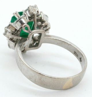 Heavy vintage 18K WG 2.  68CT VS diamond & emerald cluster ring size 6.  5 3