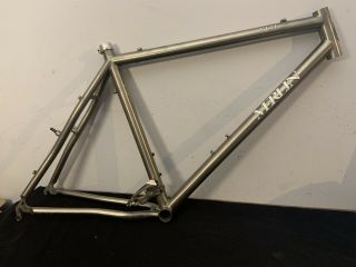 Merlin Xlm Titanium Mountain Bike Frame 18.  75” Ti Frame 1 1/8” Vintage Moots