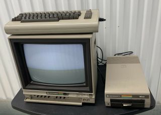 Vintage Commodore 64 System 1541 Floppy Drive 1702 Display All