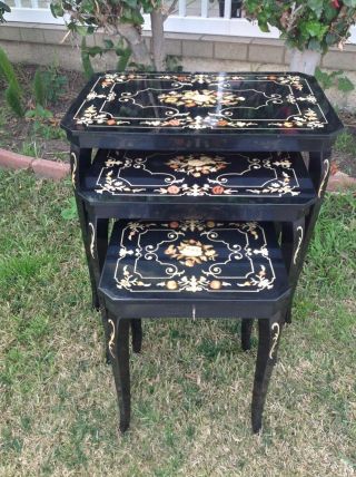 Vintage Set Of 3 Italian Balck Lacquer Inlaid Nesting Table With Musical Box