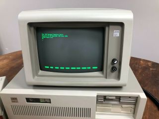 Vintage Ibm Personal Computer At 5170 - Complete Setup In
