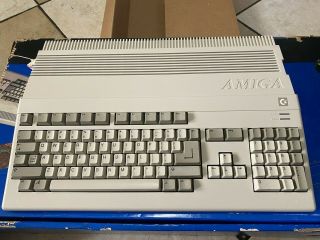 Vintage Commodore Amiga 500 Computer System - Possibly Near 5