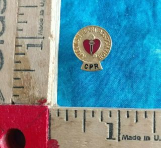 American Heart Association Aha Gold Tone/enamel Cpr (black) Enamel Pin G8 Vntg