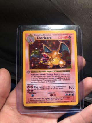 Charizard 1st Edition Shadowless Base Set 4/102 Pokémon Card None Holo