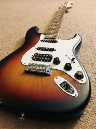 Fender Highway One Stratocaster HSS Vintage Sunburst Electric Guitar W/ Gig Bag 6
