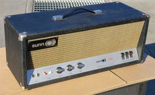 Vintage 1969 Sunn 200s Bass Tube Amplifier Head
