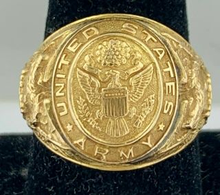 Vintage Solid 10kt Yellow Gold Us Army Men 