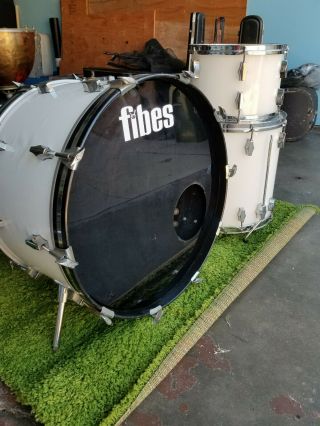 Vintage 1970s Fibes 16x24 9x13 And 16x16 White Drum Kit With A 14 " Tom Soft Case