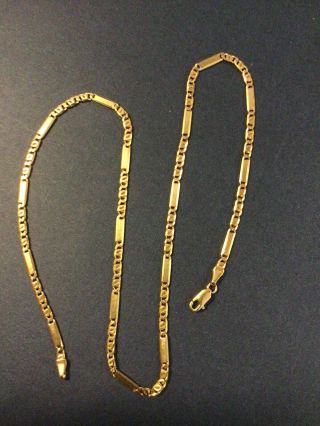 Vintage 14 Kt Yellow Gold Chain,  18“ Long With A Very Unusual Link,  12.  4 Grams