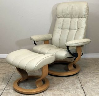 Ekornes Stressless Leather Recliner Chair & Ottoman Large Vintage Model