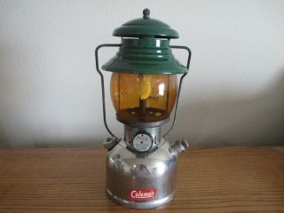 Rare No Date Early Coleman 202 " Professional " Lantern With Amber Globe