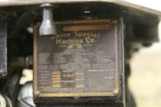 Vintage Union Special 43200 D Industrial Denim Sewing Machine 6
