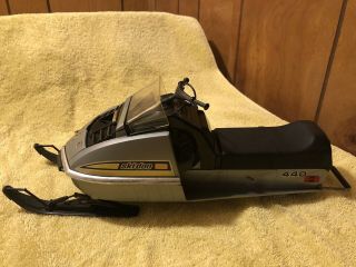 Vintage Cox Ski - Doo 440 Snow Mobile Gas Powered Tether Car Complete Instructions
