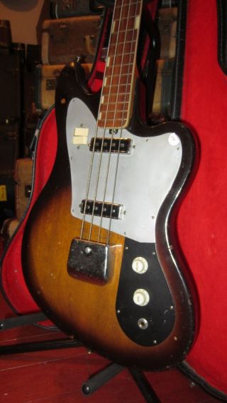 Vintage 1966 Teisco Eb - 200 Electric Bass Guitar Sunburst Soft Case
