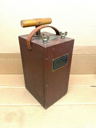 A Vintage Dupont 50 Blasting Machine - Wooden Case W/ Plunger -
