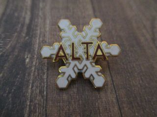 Pin Alta Ski Resort Salt Lake City Utah Snowflake Collectible Hat Tie Jacket