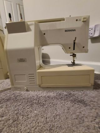 vintage Bernina 1230 sewing machine (Swiss made) 3