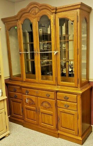 Vintage Broyhill Premier Mirrored China Cabinet 3