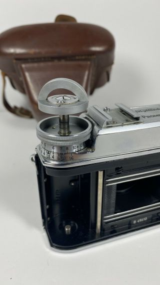 Voigtlander Prominent Nokton 1:1.  5/50 Vintage Camera & Lens with Case Germany 5