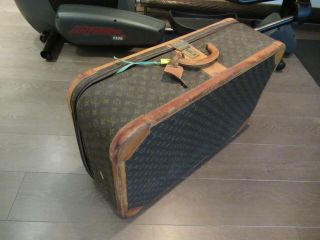 Vintage Louis Vuitton Large Suitcase Trunk - 80cm x 53cm 2