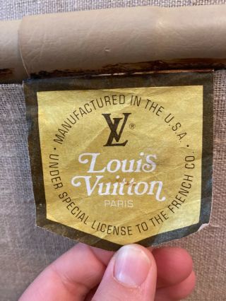 VINTAGE LOUIS VUITTON LV MONOGRAM SUITCASE LUGGAGE Extra Large.  30x20x10 5