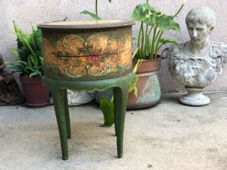A vintage Green floral Italian Handpainted Small Table 5