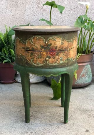 A vintage Green floral Italian Handpainted Small Table 6