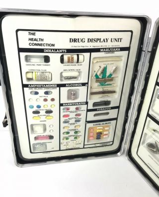 Vtg Identification Kit Police School Drug Education RARE Display Briefcase 2