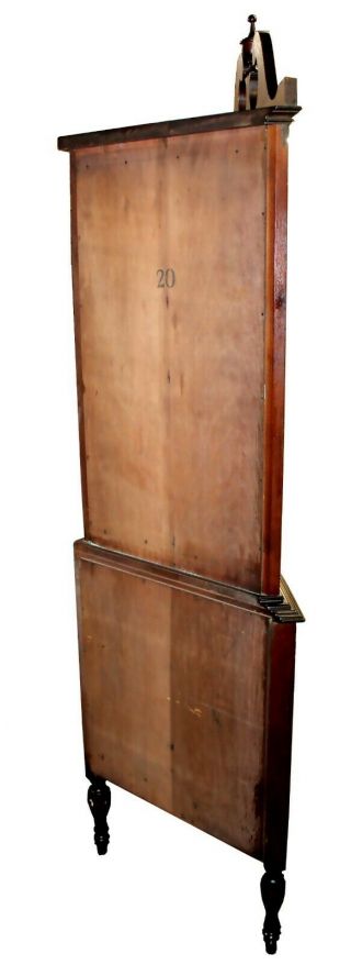 Vintage Rockford Furniture Co.  Mahogany Chippendale Corner Cabinet 2
