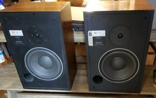 Jbl L40 Vintage Speakers,  Refoamed,  In Great Shape,  Sound See Pix