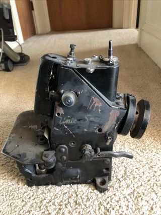 Vintage Union Special 43200 D Industrial Denim Sewing Machine 4
