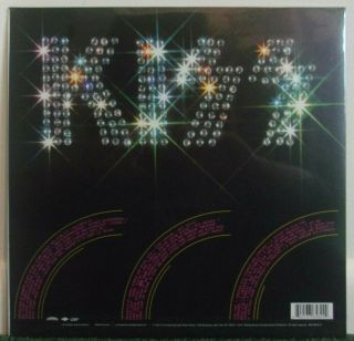 KISS Self Titled / Debut U.  S.  2014 RE Vinyl LP NM 2
