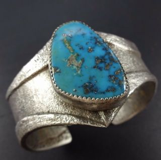Vintage Navajo Tufa Cast Sterling Silver & Morenci Turquoise Cuff Bracelet 75g