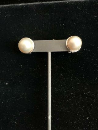 Vintage 20 MM Mabe Pearl And 14 Karat White Gold Large Size Earrings 2