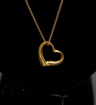 Vintage Tiffany & Co.  Elsa Peretti 18k Yellow Gold Open Heart Pendant Necklace