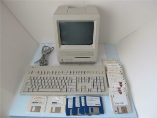 Vtg Apple Macintosh Se/30 Computer M5119 W/keyboard Ii & Discs