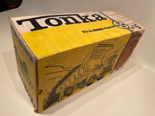 VINTAGE TOY MIGHTY TONKA 3900 DUMP TRUCK W/BOX BORED RUBBER TIRES 3 3