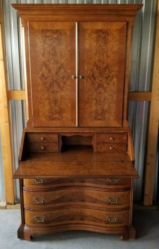 VINTAGE FANCHER FURNITURE CO.  TALL CHIPPENDALE STYLE SECRETARY DESK 3