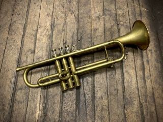Vintage C.  G.  Conn 22b Pro.  Bb Trumpet Iconic Model Built In 1952 Wow