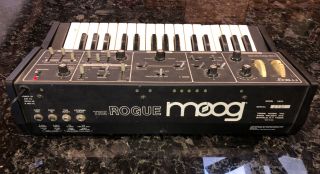 Moog Rogue Analog Synthesizer Keyboard Vintage USA Serial 5731 Early 80’s 5