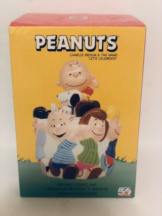 Peanuts And Gang Charlie Brown Snoopy Ceramic Cookie Jar Collectors Edition