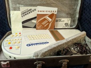 Vintage Suzuki Omnichord Om 27 With Case And Adapter,  And Fully