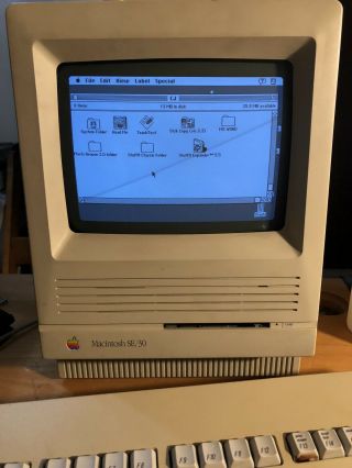 Vintage Macintosh Se/30 Recapped