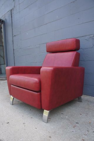 Vintage Red Modern Recliner Lounge Chair Vinyl Club Game Seat Chrome Accent 5