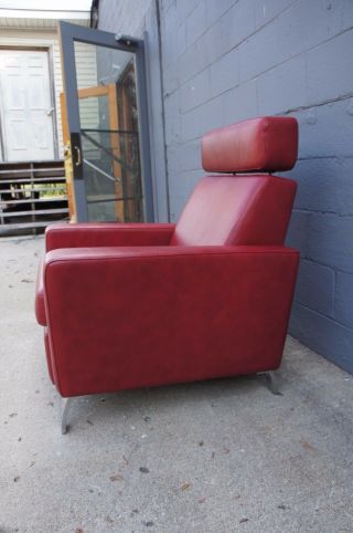 Vintage Red Modern Recliner Lounge Chair Vinyl Club Game Seat Chrome Accent 6